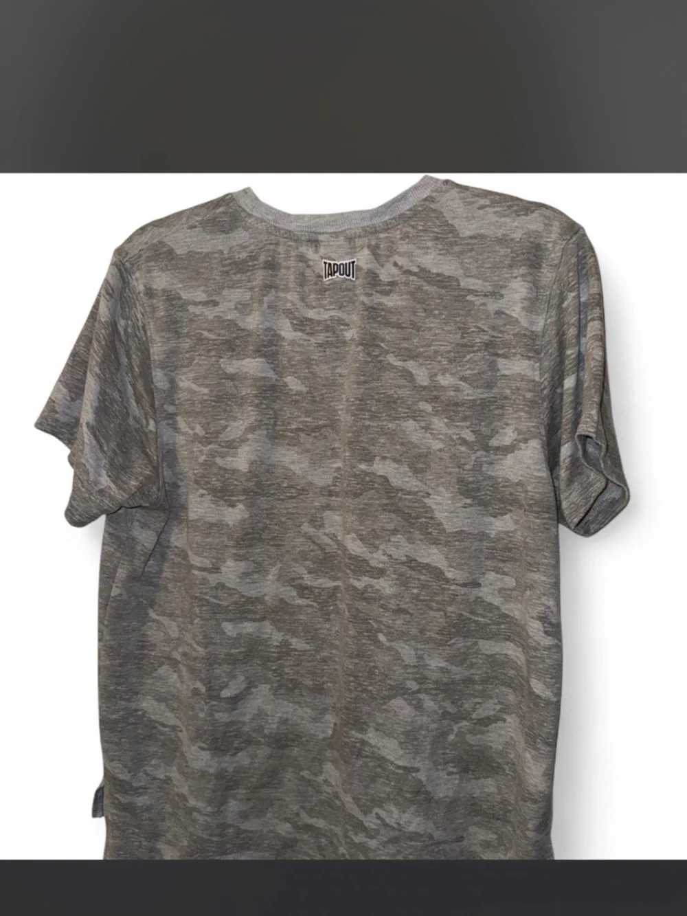 Women’s Gray Camo Short-Sleeve Crewneck Shirt large - Picture 2 of 5